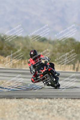 media/Dec-01-2025-Moto Forza (Mon) [[2daa91e15f]]/2-Intermediate Group/Session 3 (Turn 3)/